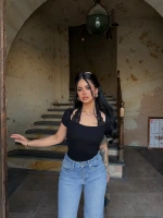 Siyah Yaka Dantelli Halter Bluz