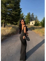 Siyah Yan Pencereli Kayık Yaka Elbise