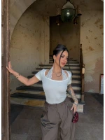 Beyaz Yaka Dantelli Halter Bluz