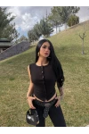 Siyah Ön Düğmeli Kaşkorse Bluz
