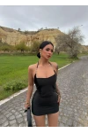 Siyah Aksesuarlı Mini Saten Elbise