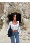 Beyaz Aden Büzgülü Crop Bluz