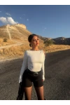 Beyaz Omuz Tokalı Sandy Crop