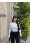 Beyaz Parmak Geçmeli Scuba Crop