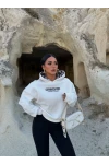 Beyaz Vibes Sırt Baskı Sweat