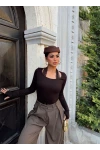 Kahve Dantel Detaylı Kare Yaka Bluz