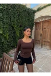 Kahve Kare Yaka Dantel Detaylı Bluz
