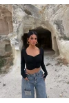 Siyah Aden Büzgülü Crop Bluz