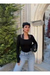 Siyah Dantel Detaylı Kare Yaka Bluz