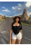 Siyah Göğüs Bağcıklı Biyeli Crop
