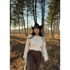 Bej Madonna Yaka Şardonlu Kazak