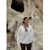 Beyaz Fularlı Logo Sweat