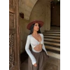 Beyaz Göğüs Halkalı Dekolte Bodysuit