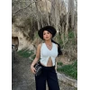 Beyaz Ön Düğmeli Triko Yelek