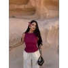 Bordo Eteği Fırfırlı Kabartma Bluz