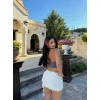 Gri Göğüs Aksesuarlı Crop