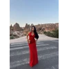 Kırmızı Boyundan Geçmeli Maxi Elbise