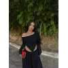 Siyah Asimetrik Biyeli Crop