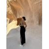 Siyah Boyun Aksesuarlı Degaje Elbise