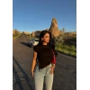 Siyah Eteği Asimetrik Yırtmaçlı Crop