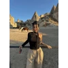 Siyah Fularlı İki Parça Crop