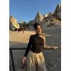 Siyah Fularlı İki Parça Crop