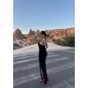 Siyah Halter Yaka Aksesuarlı Elbise
