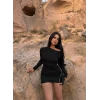 Siyah Kayık Yaka Büzgülü Elbise