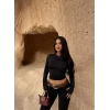 Siyah Parmak Geçmeli Basic Crop