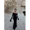 Siyah Tek Yırtmaçlı Madonna Elbise