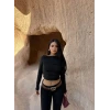 Siyah Yaka Degaje Büzgülü Crop