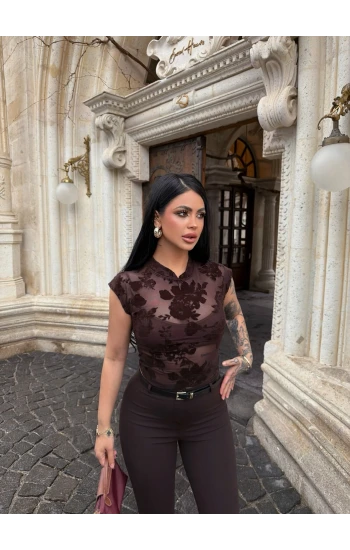 Kahve Flok Baskı Dik Yaka Bluz