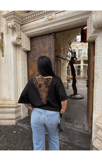 Siyah Sırt Güpürlü Modal Tişört