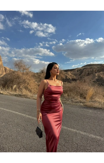 Gül Kurusu Sırt Büzgülü Saten Long Elbise