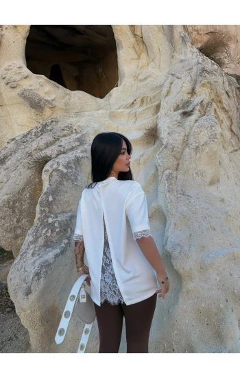 Beyaz Sırt ve Kol Güpürlü Modal Tişört