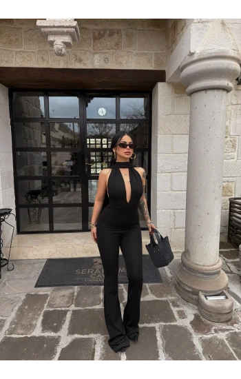 Siyah Boyundan Geçmeli Toparlayıcı Tulum