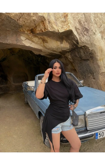 Siyah Eteği Asimetrik Ribana Bluz