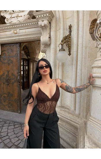 Kahve İp Askılı Güpürlü Bodysuit