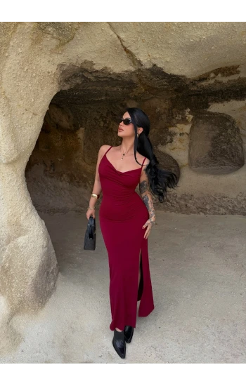 Bordo Askılı Degaje Yaka Elbise