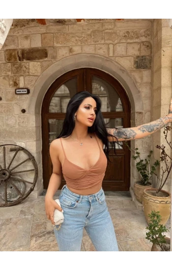 Askılı Ön Büzgülü Crop