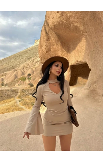 Bej Kolları Volanlı Scuba Elbise