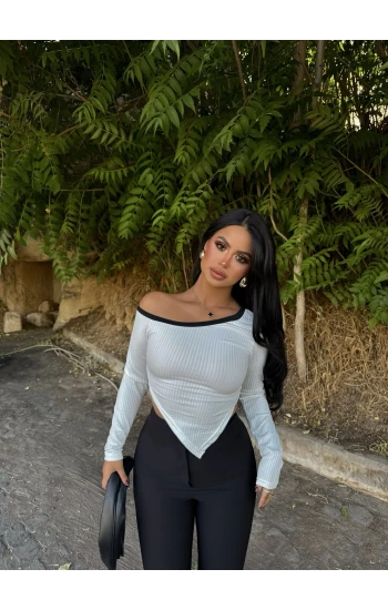 Beyaz Asimetrik Biyeli Crop