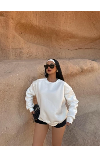 Beyaz Basic İçi Şardonlu Sweat