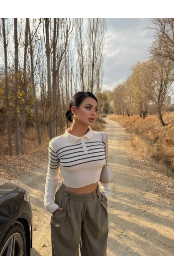 Beyaz Çizgili Polo Triko