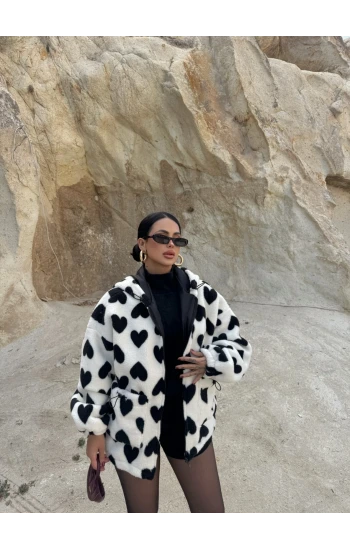 Beyaz Kalpli Peluş Mont