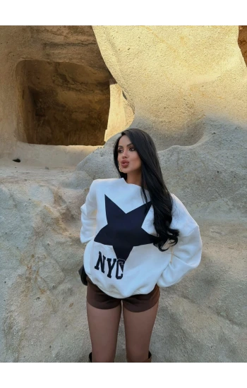 Beyaz NYC Kayık Yaka Sweat