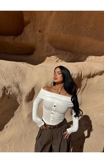 Beyaz Önü Düğmeli Ottoman Bluz