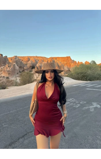 Bordo Eteği Fırfırlı Büzgülü Elbise