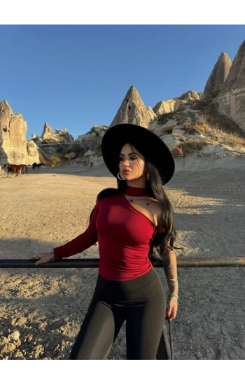 Bordo Fularlı İki Parça Crop