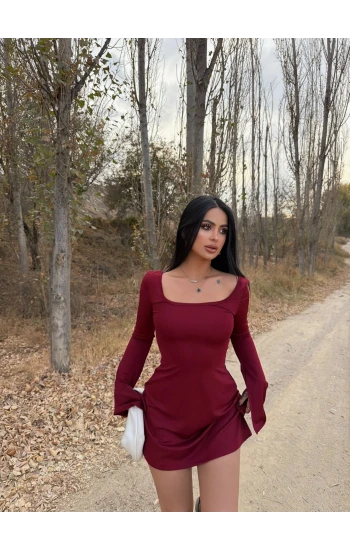 Bordo Kare Yaka Volanlı Elbise